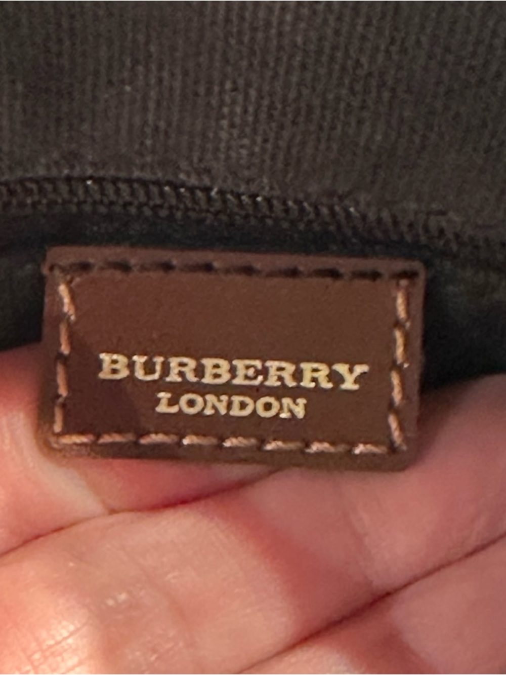 Burberry Beige Vintage Check Drawstring Hobo with Brown Leather Trim - Picture 10 of 11